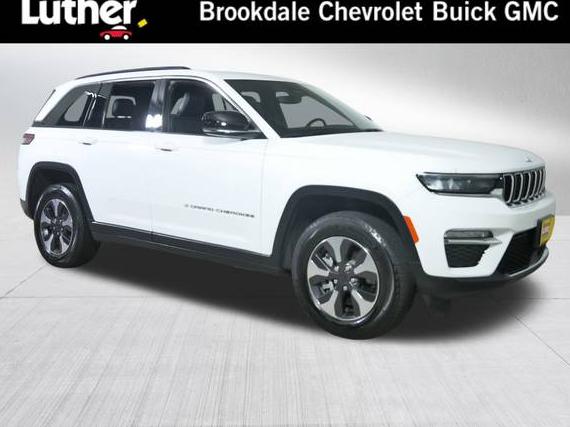 JEEP GRAND CHEROKEE 2024 1C4RJYB62RC113979 image